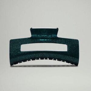 lululemon Extra Large Storm Teal Claw Hair Clip